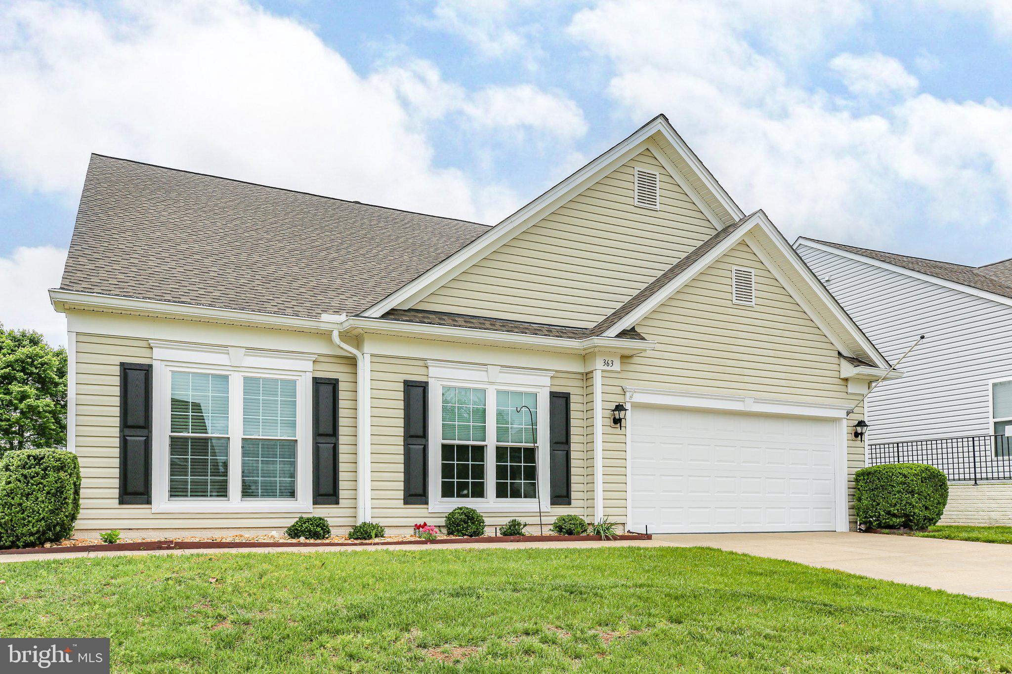 363 Bridgewater Cir