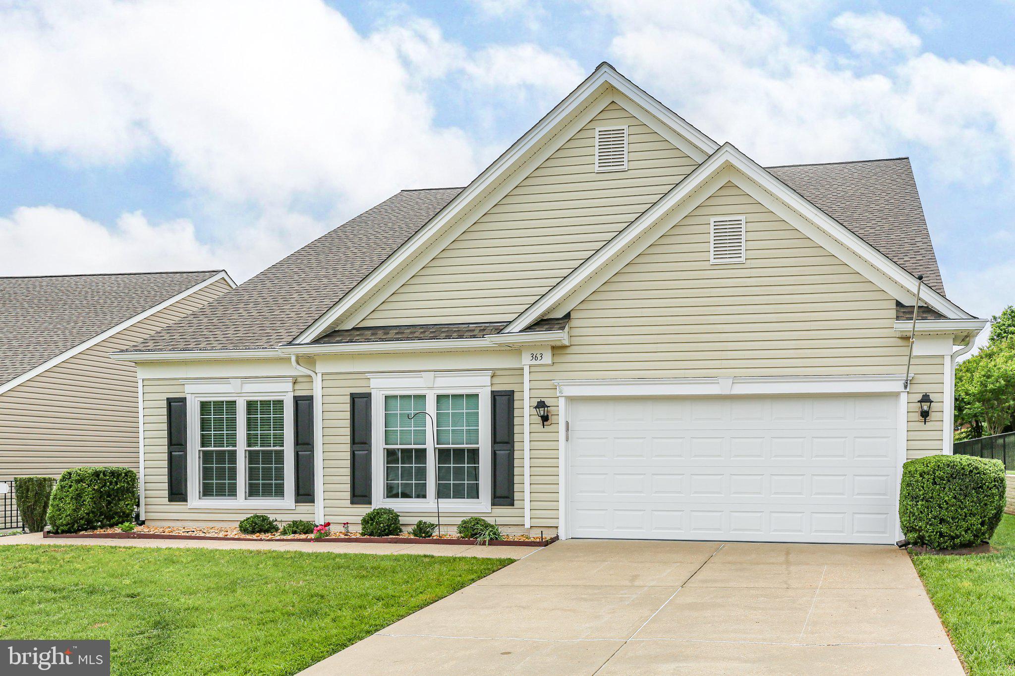 363 Bridgewater Cir