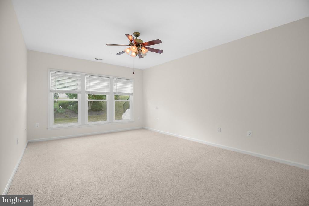 363 Bridgewater Cir
