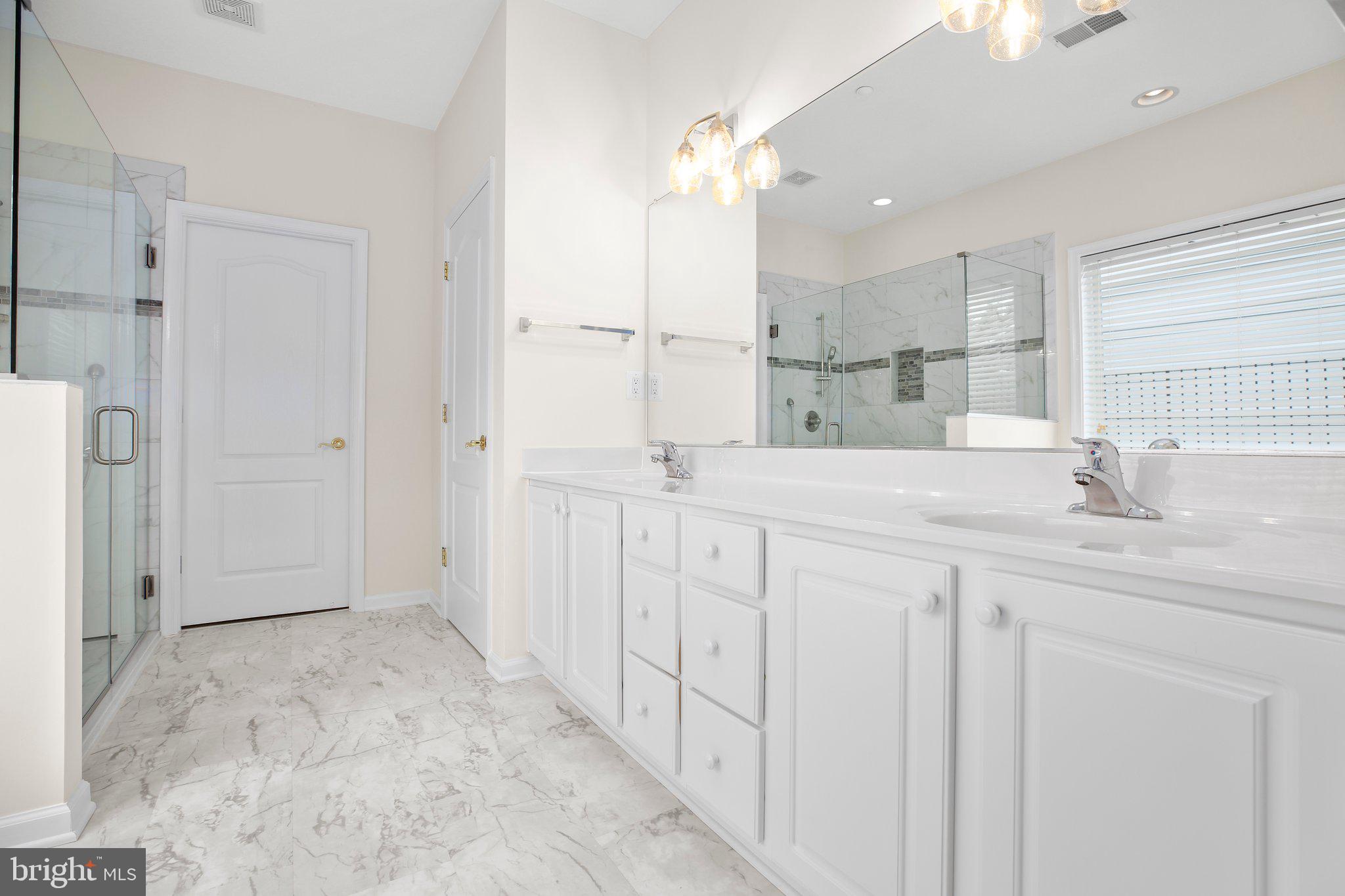 363 Bridgewater Cir