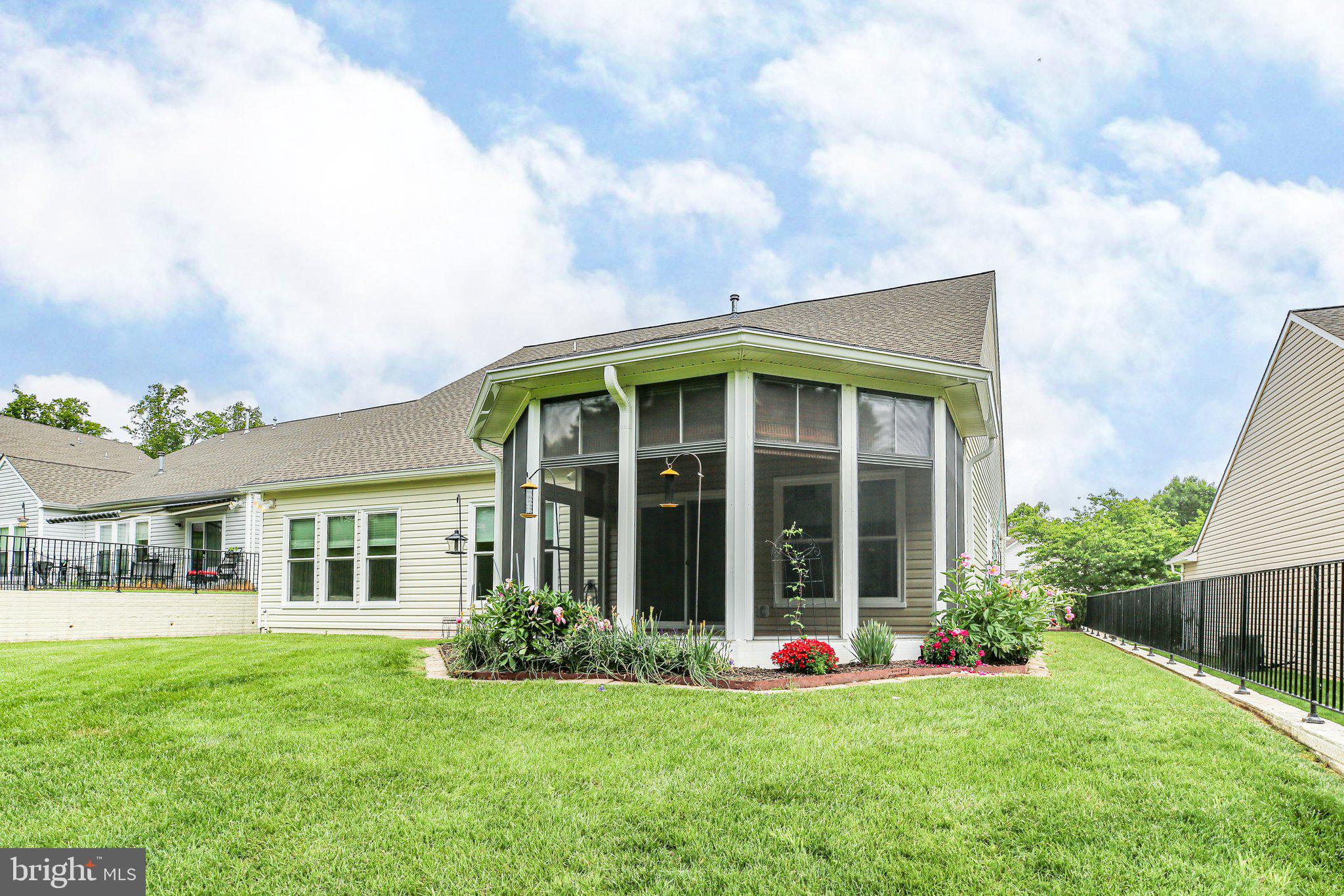 363 Bridgewater Cir