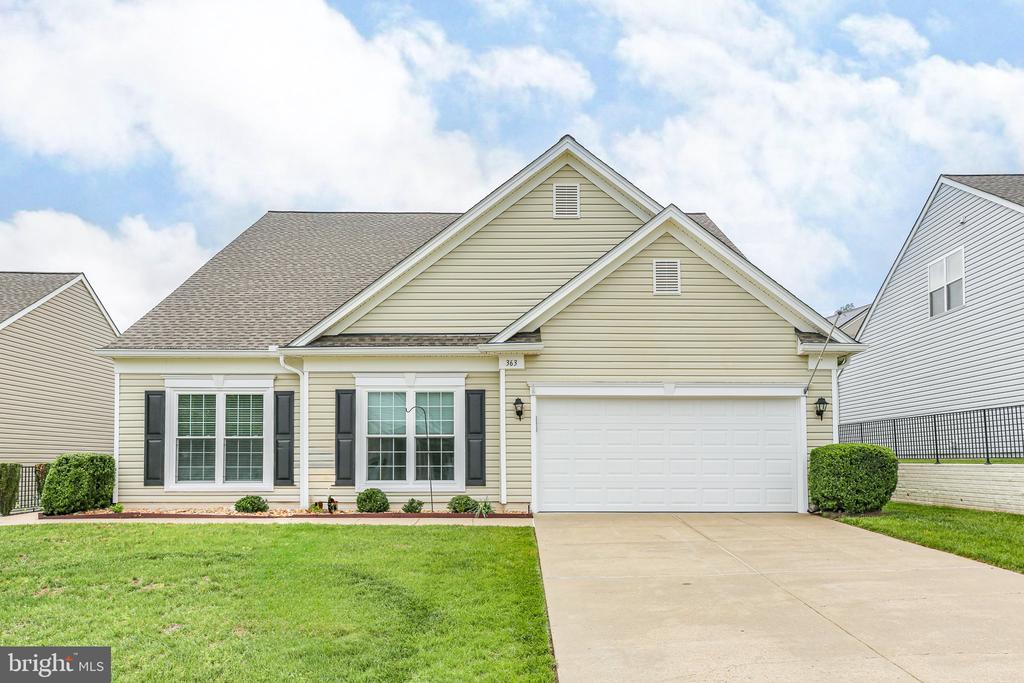363 Bridgewater Cir