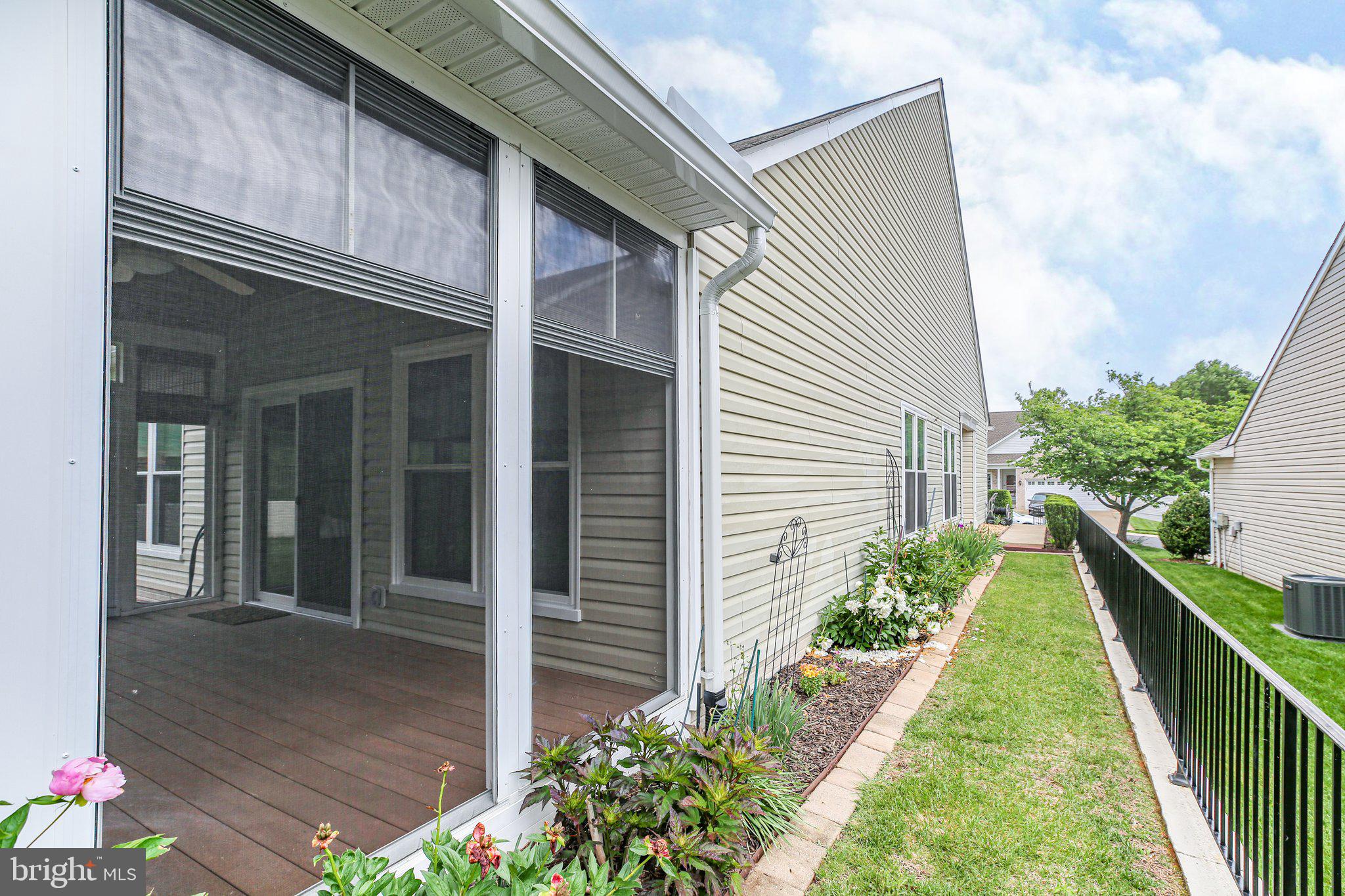 363 Bridgewater Cir