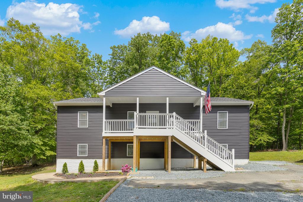26 Viking Ln