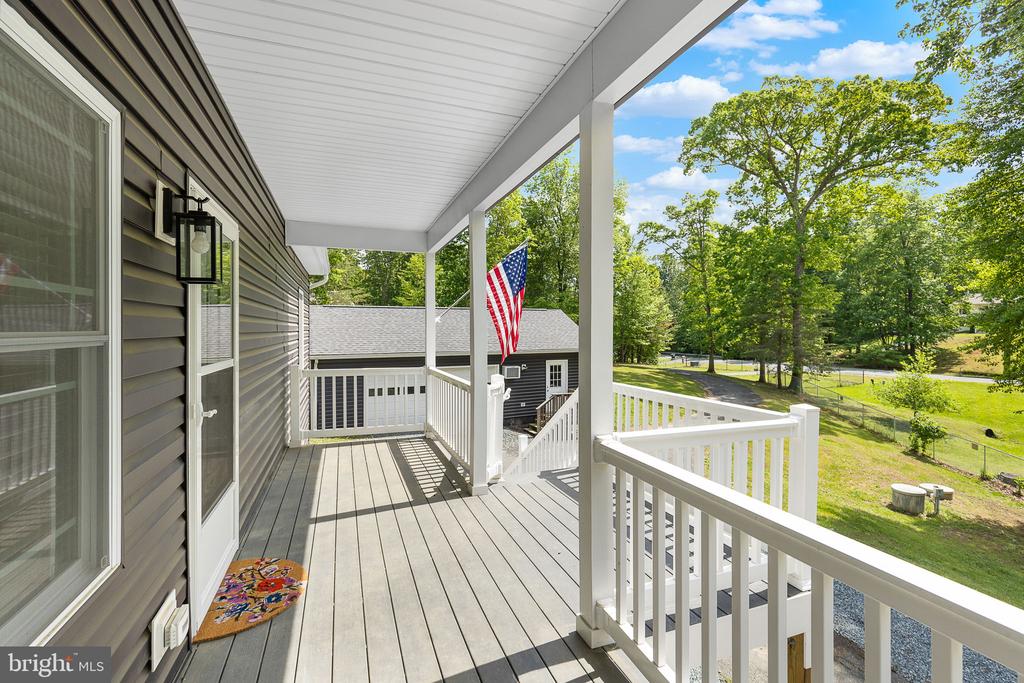 26 Viking Ln
