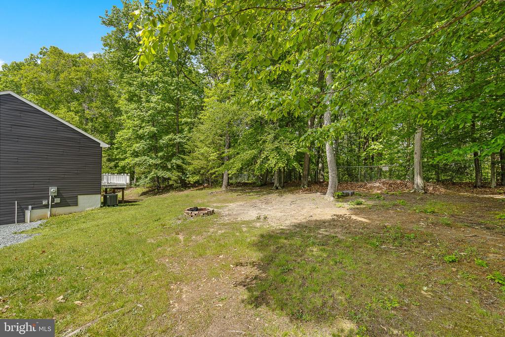 26 Viking Ln