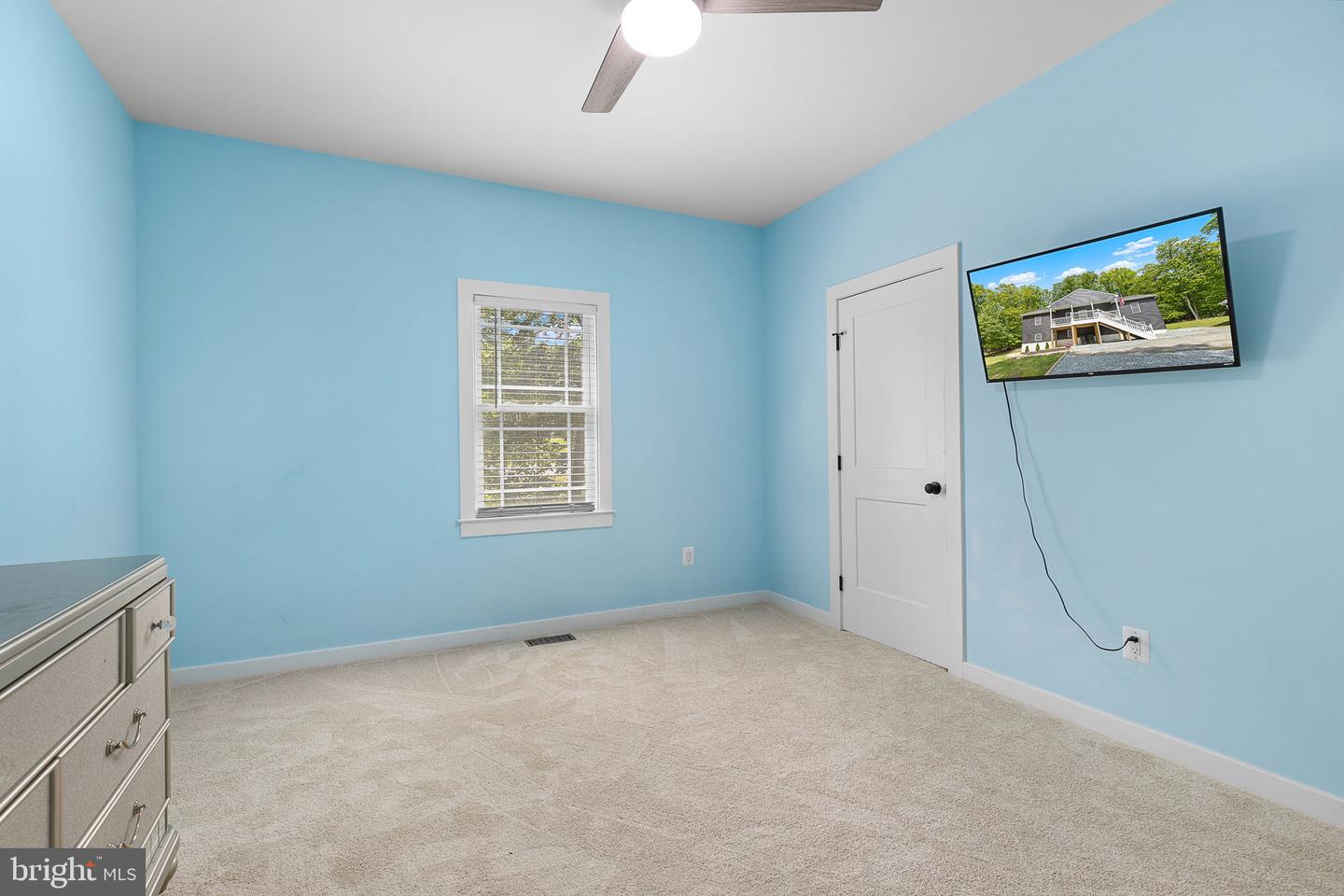 26 Viking Ln