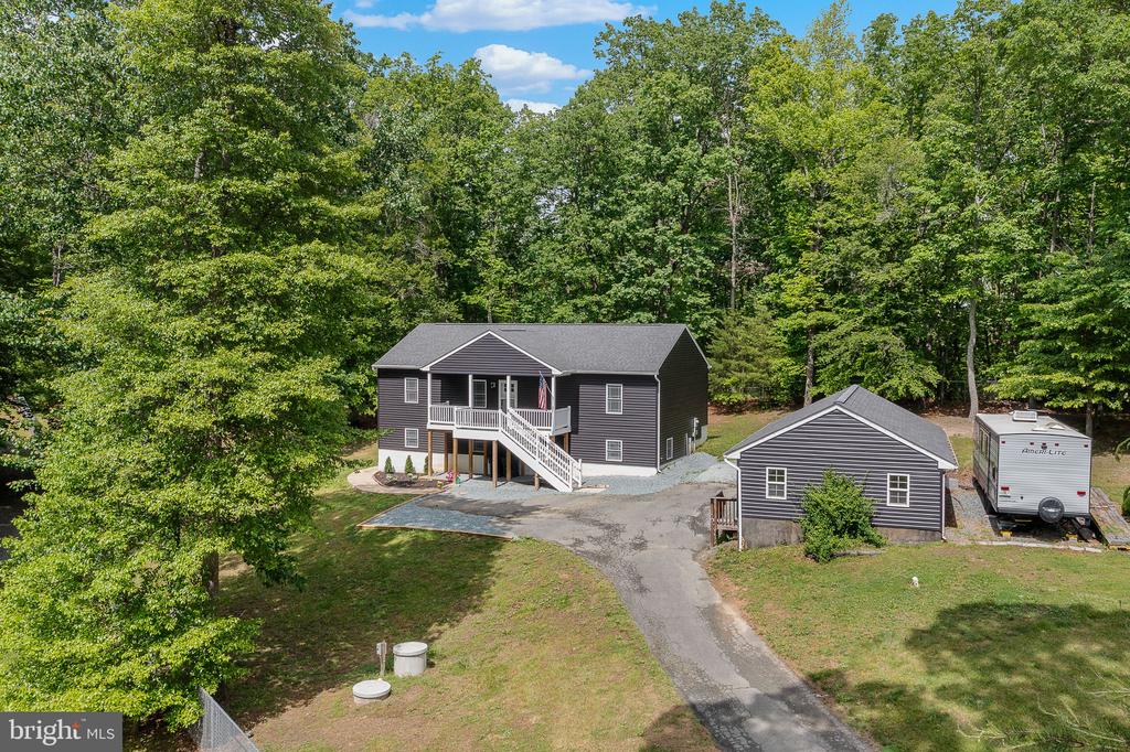 26 Viking Ln