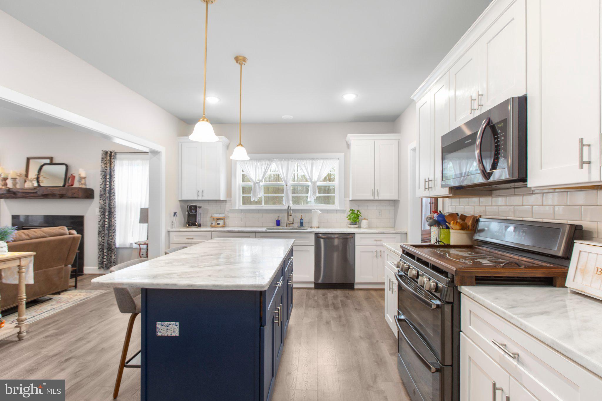 128 Livingwood Ct