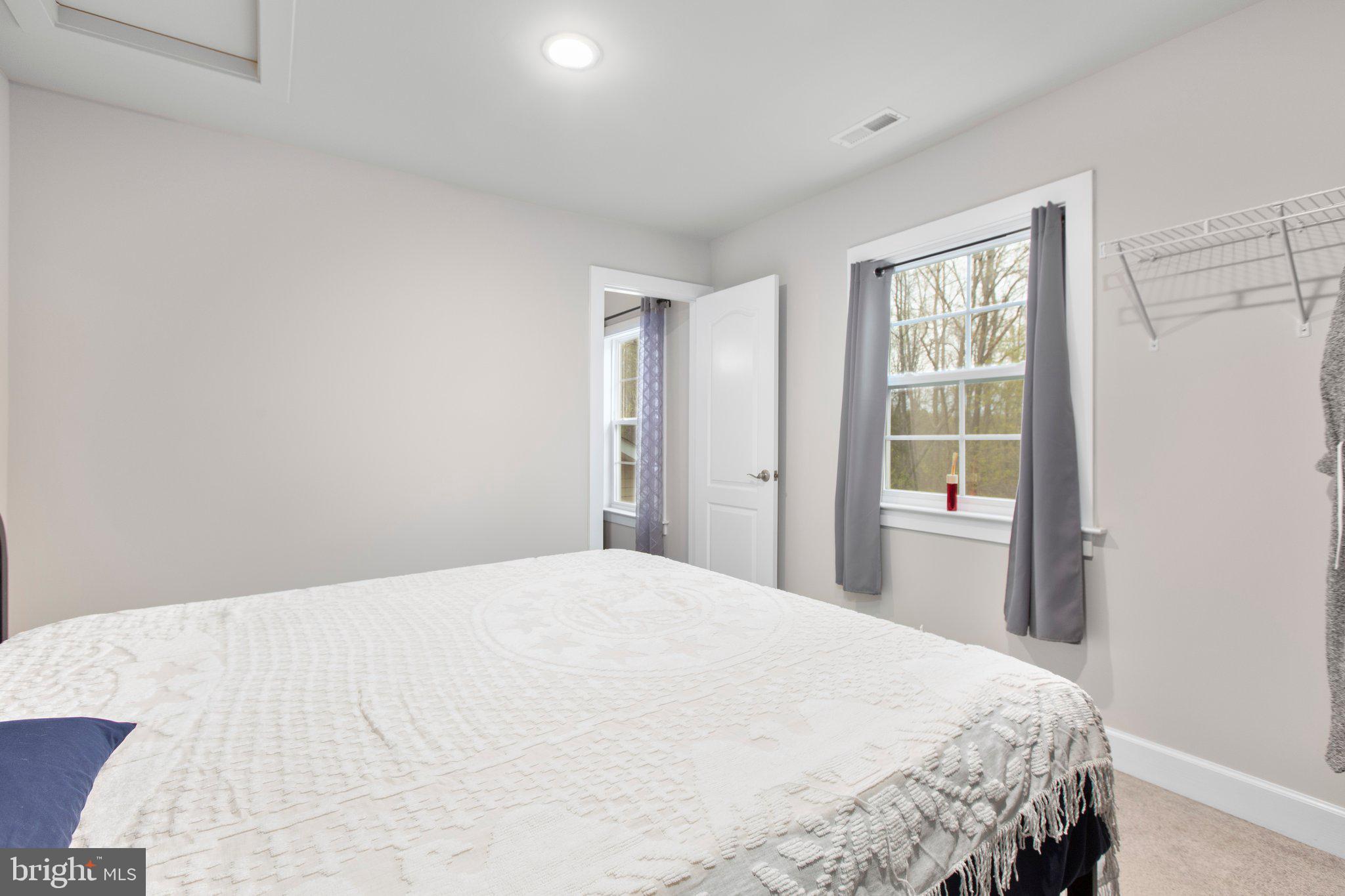 128 Livingwood Ct
