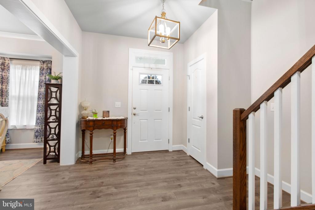 128 Livingwood Ct