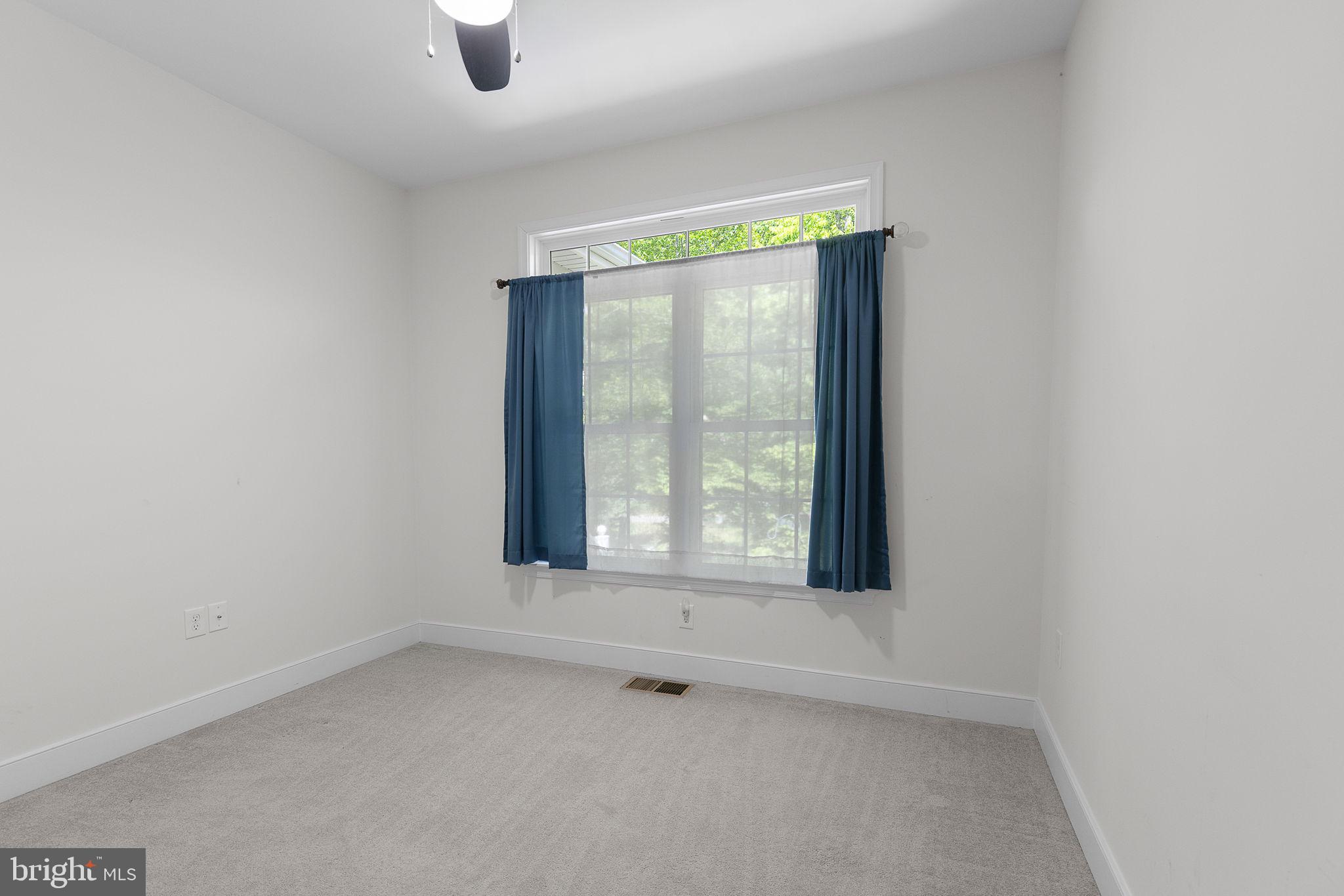 107 Shady Creek Ln