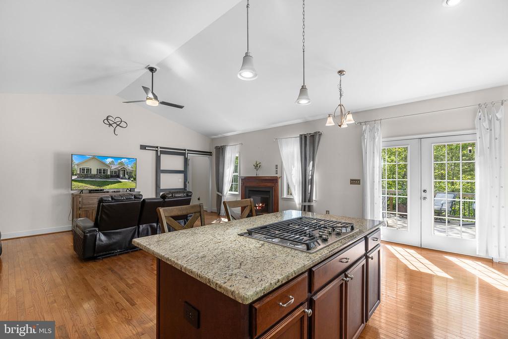 107 Shady Creek Ln