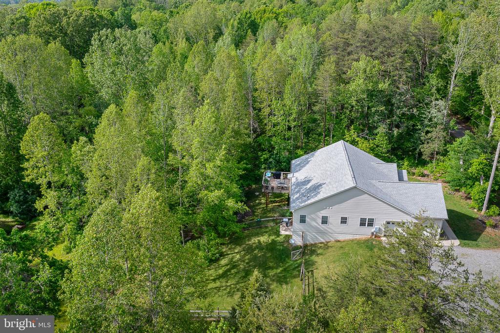 107 Shady Creek Ln