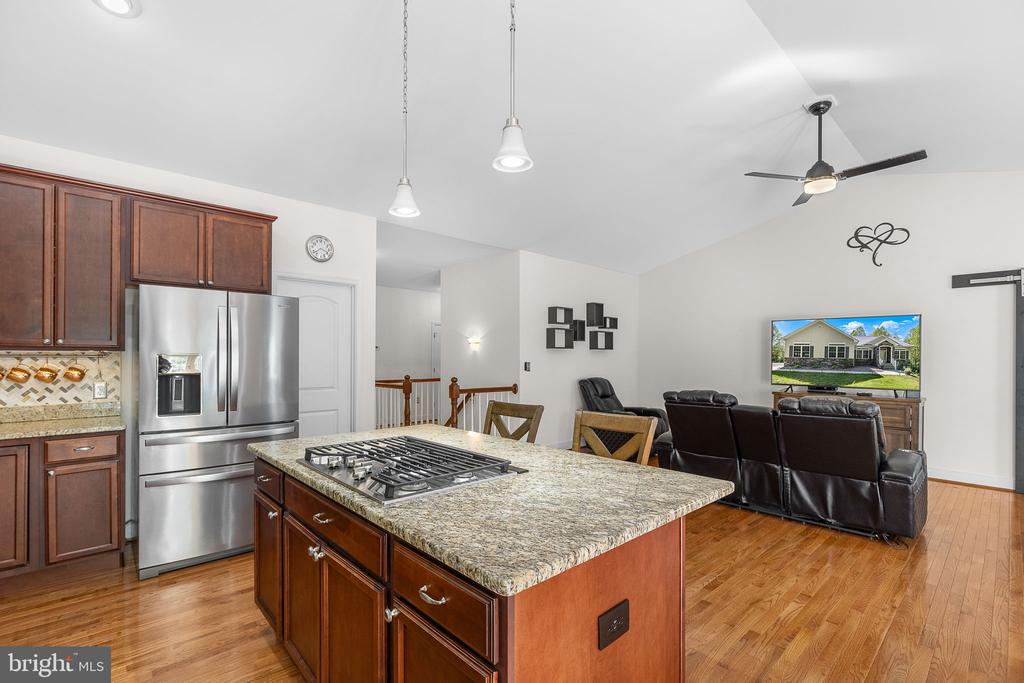 107 Shady Creek Ln
