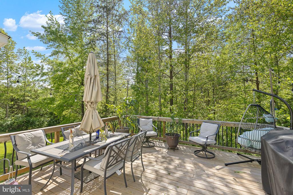 107 Shady Creek Ln