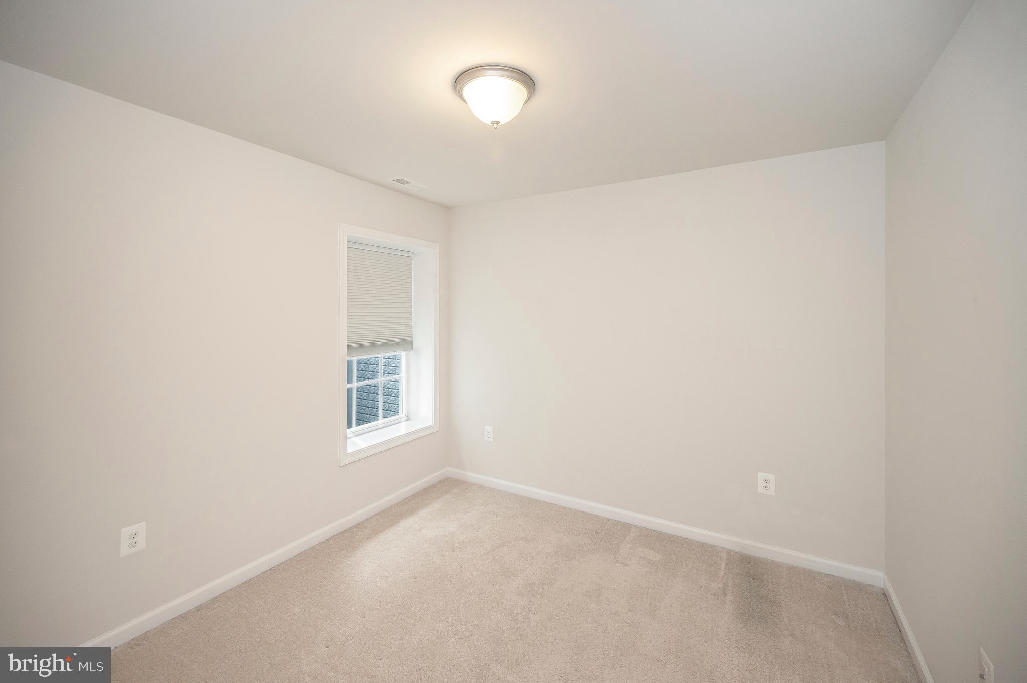 1092 Aspen Rd