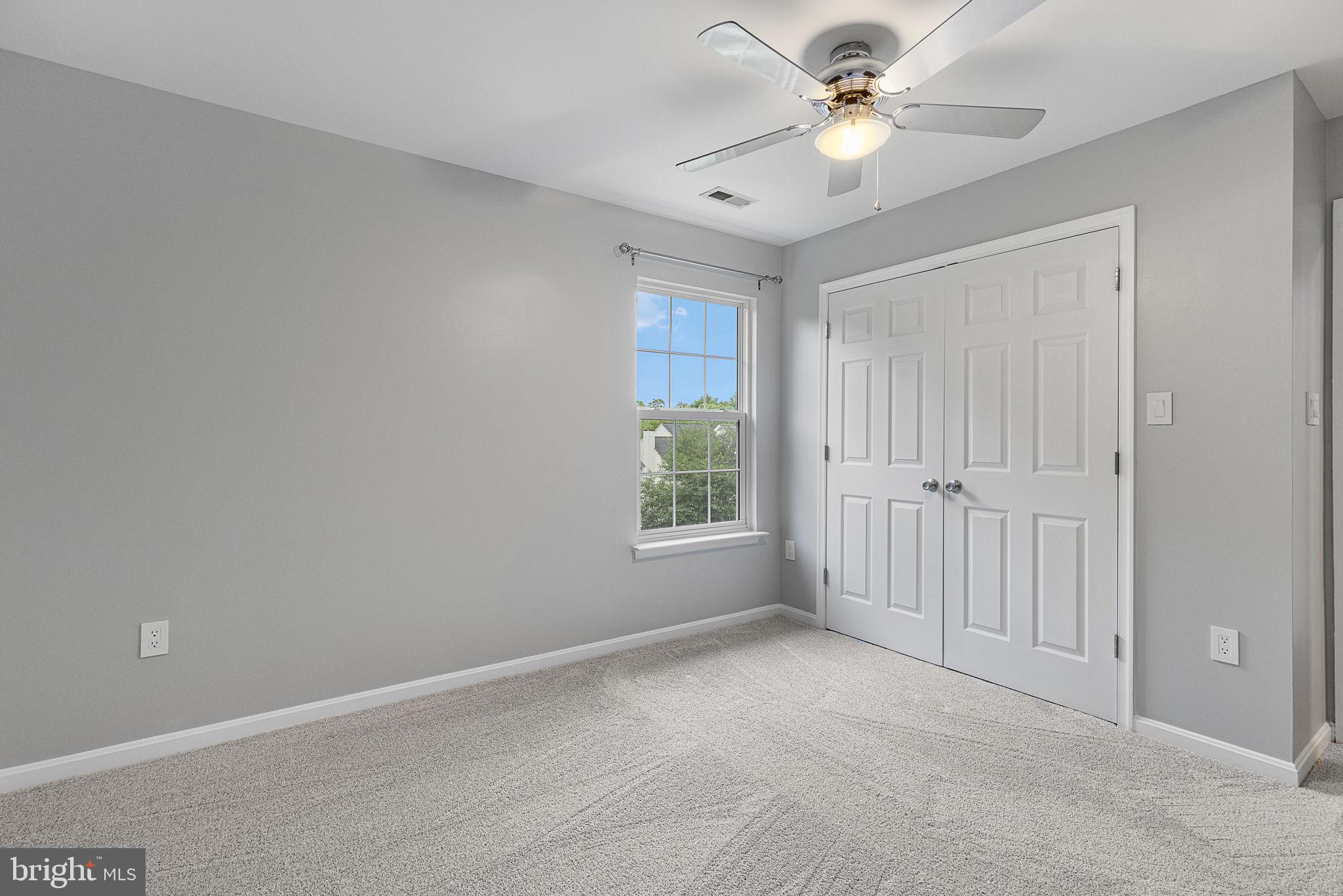 8 Candleridge Ct