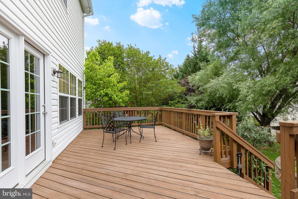8 Candleridge Ct