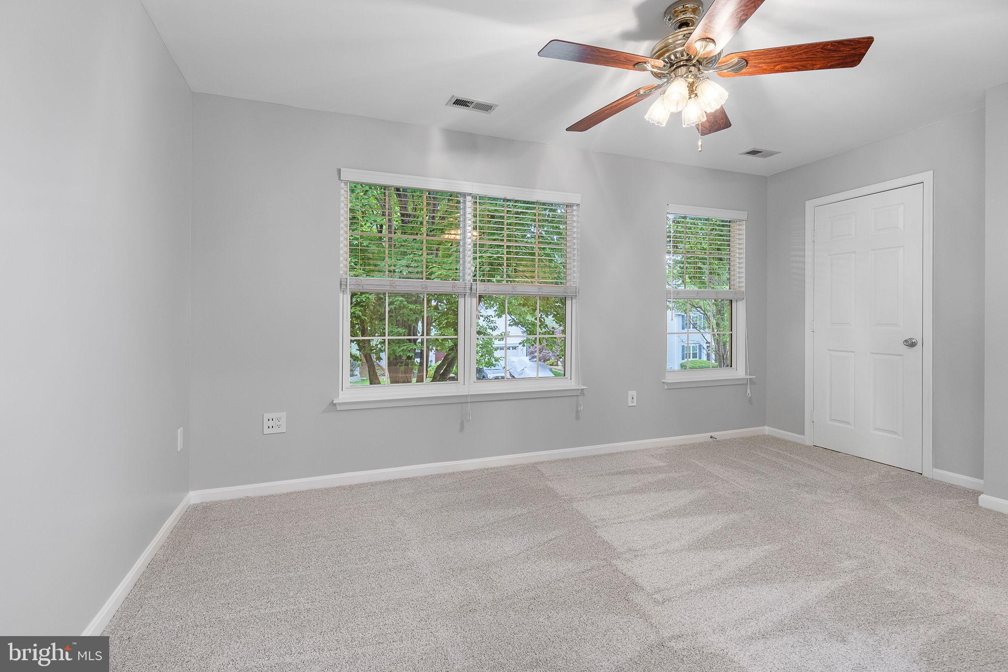 8 Candleridge Ct