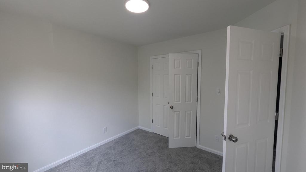 609 STAFFORD GLEN COURT