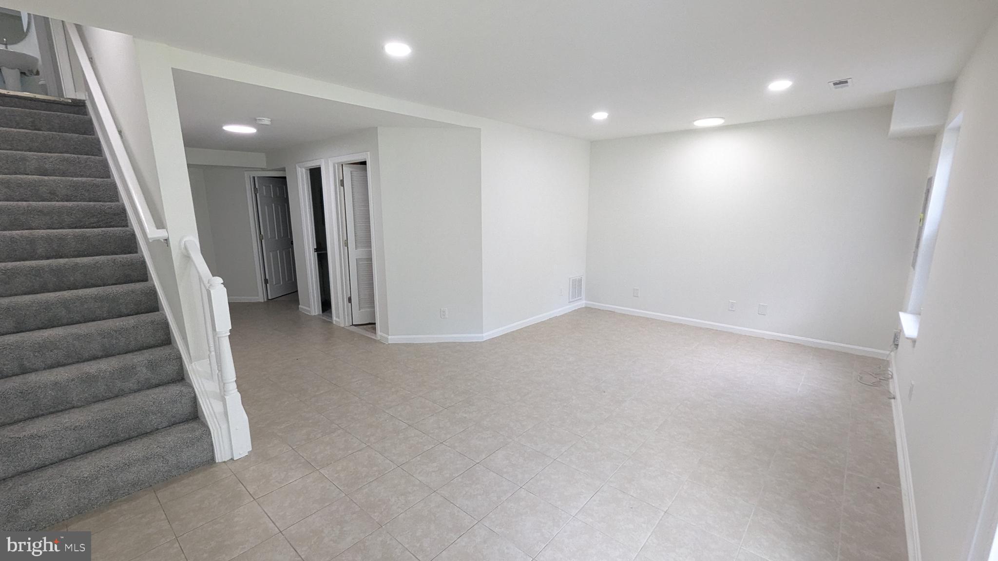 609 STAFFORD GLEN COURT