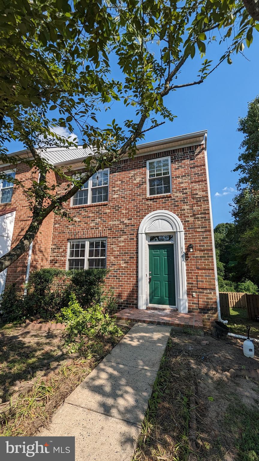 609 STAFFORD GLEN COURT
