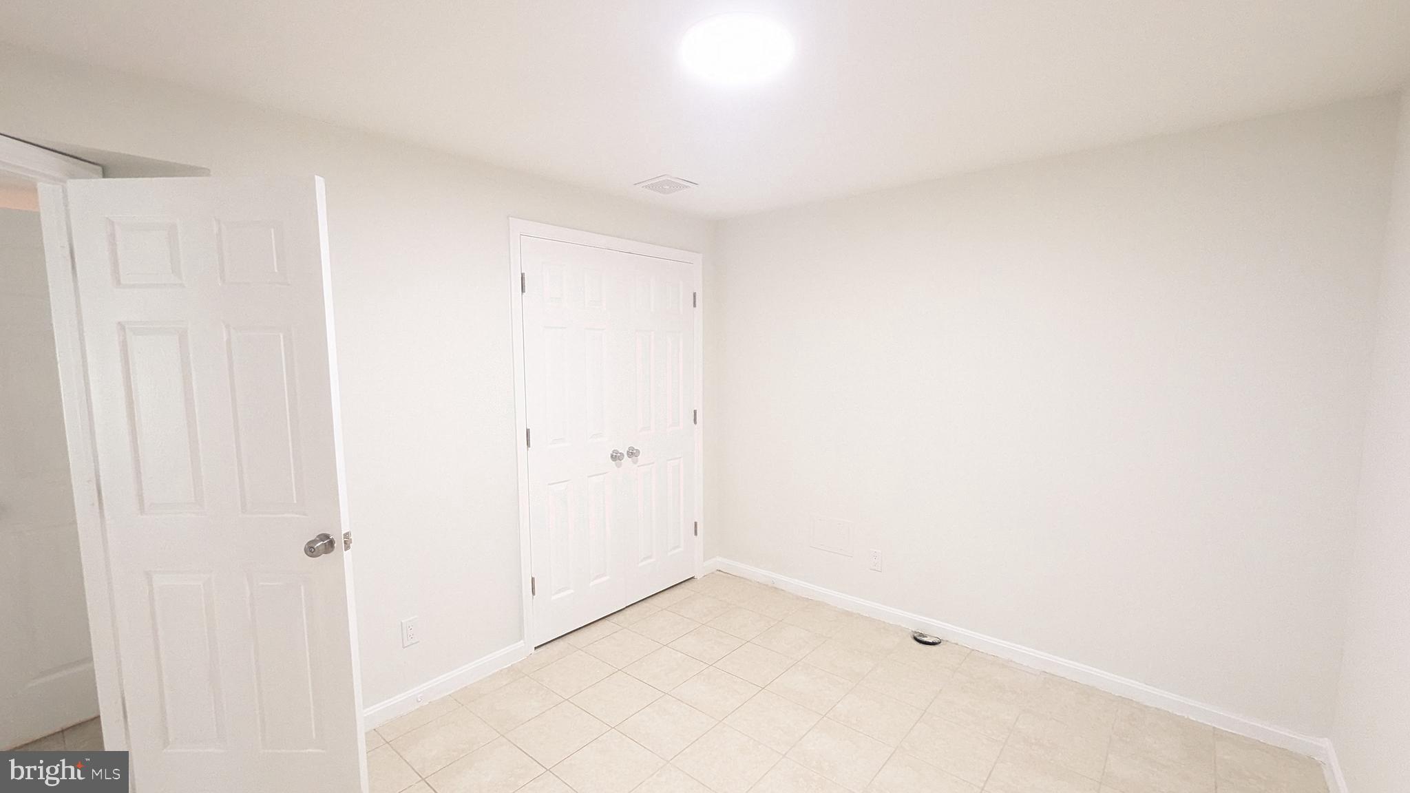 609 STAFFORD GLEN COURT