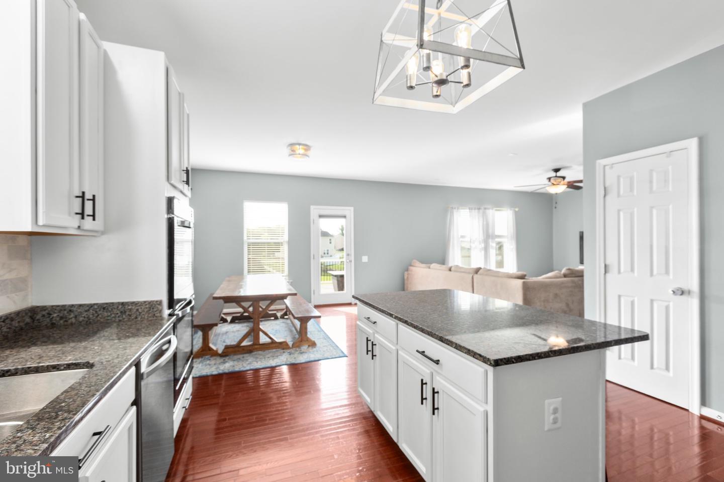 27 Hopkins Branch Way