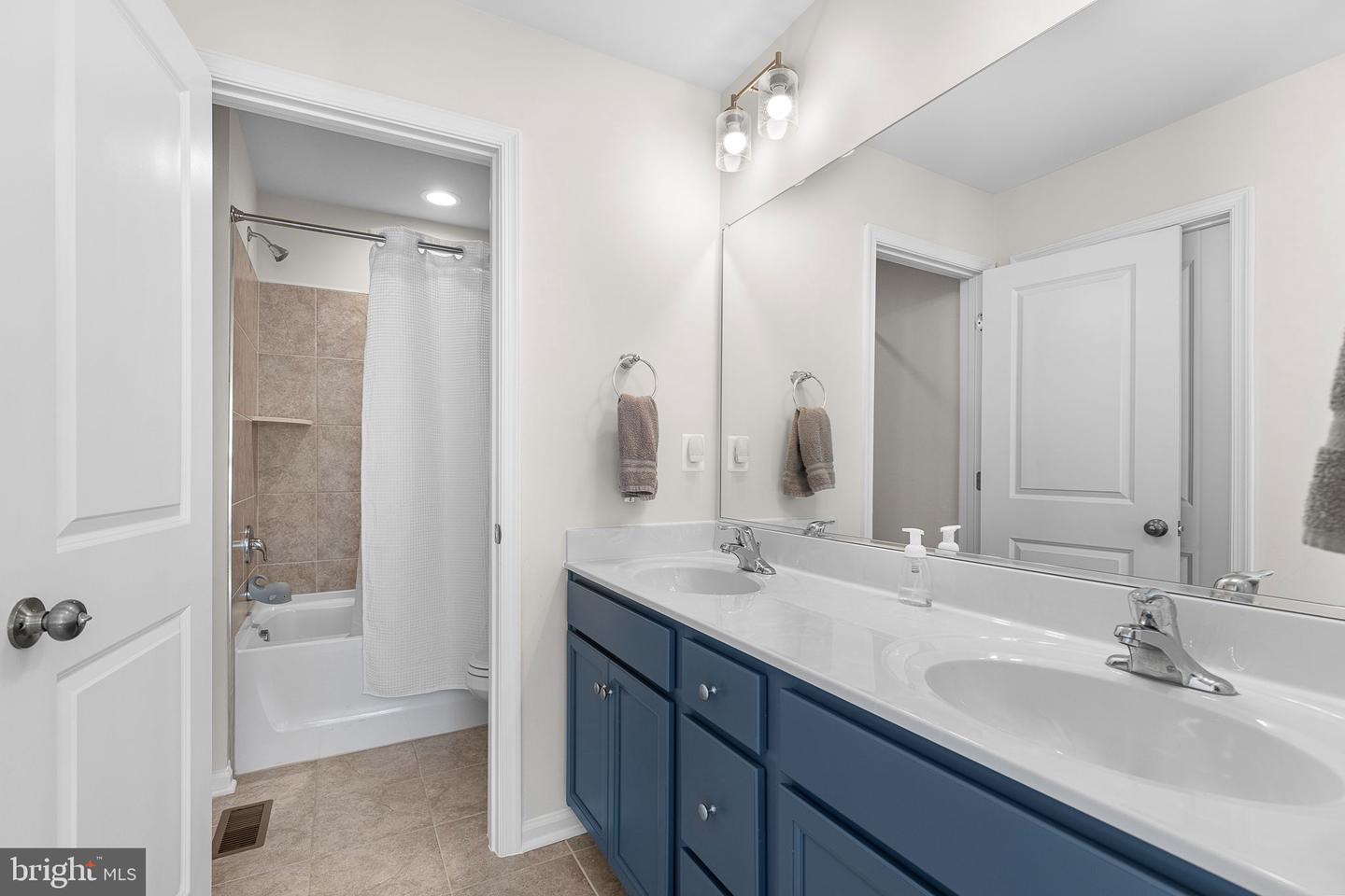 316 Liberty Hall Dr