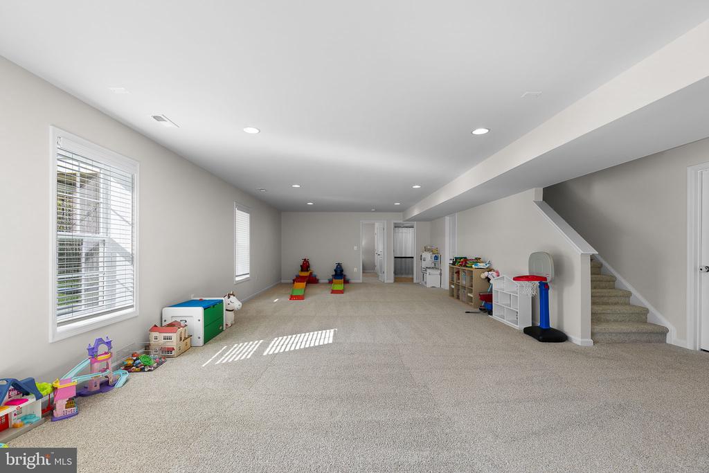 316 Liberty Hall Dr