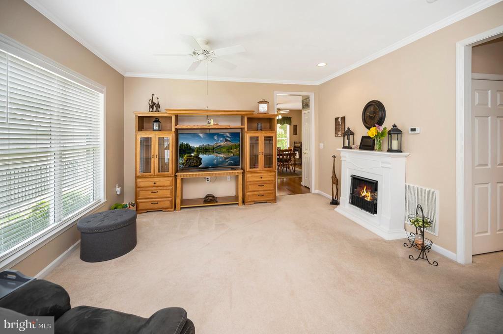 24 Smithfield Way