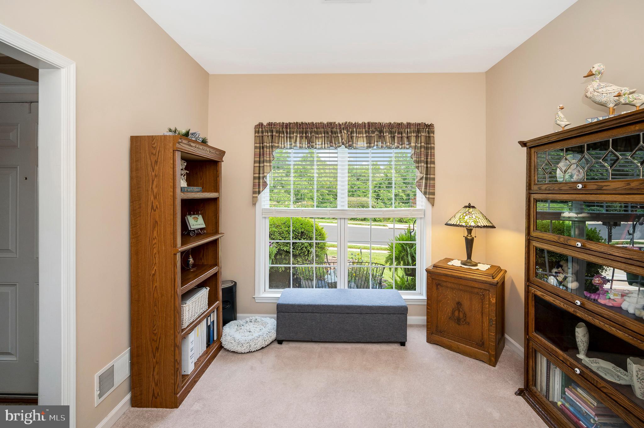 24 Smithfield Way