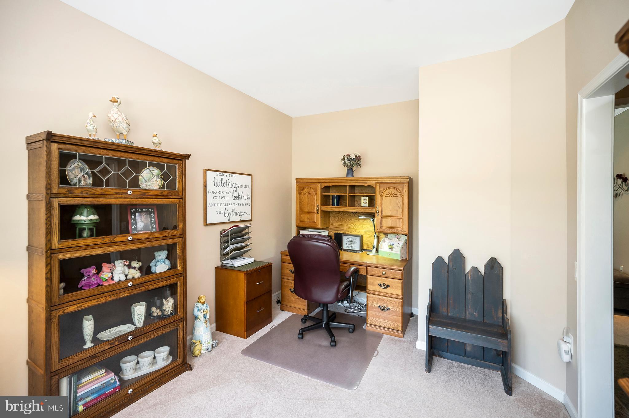 24 Smithfield Way