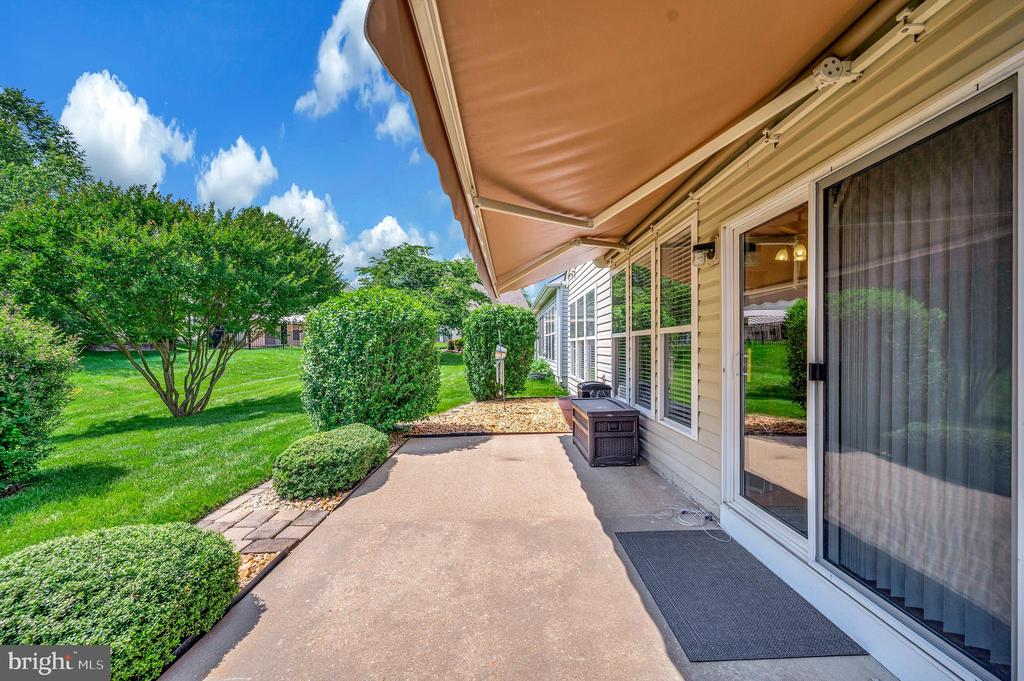24 Smithfield Way