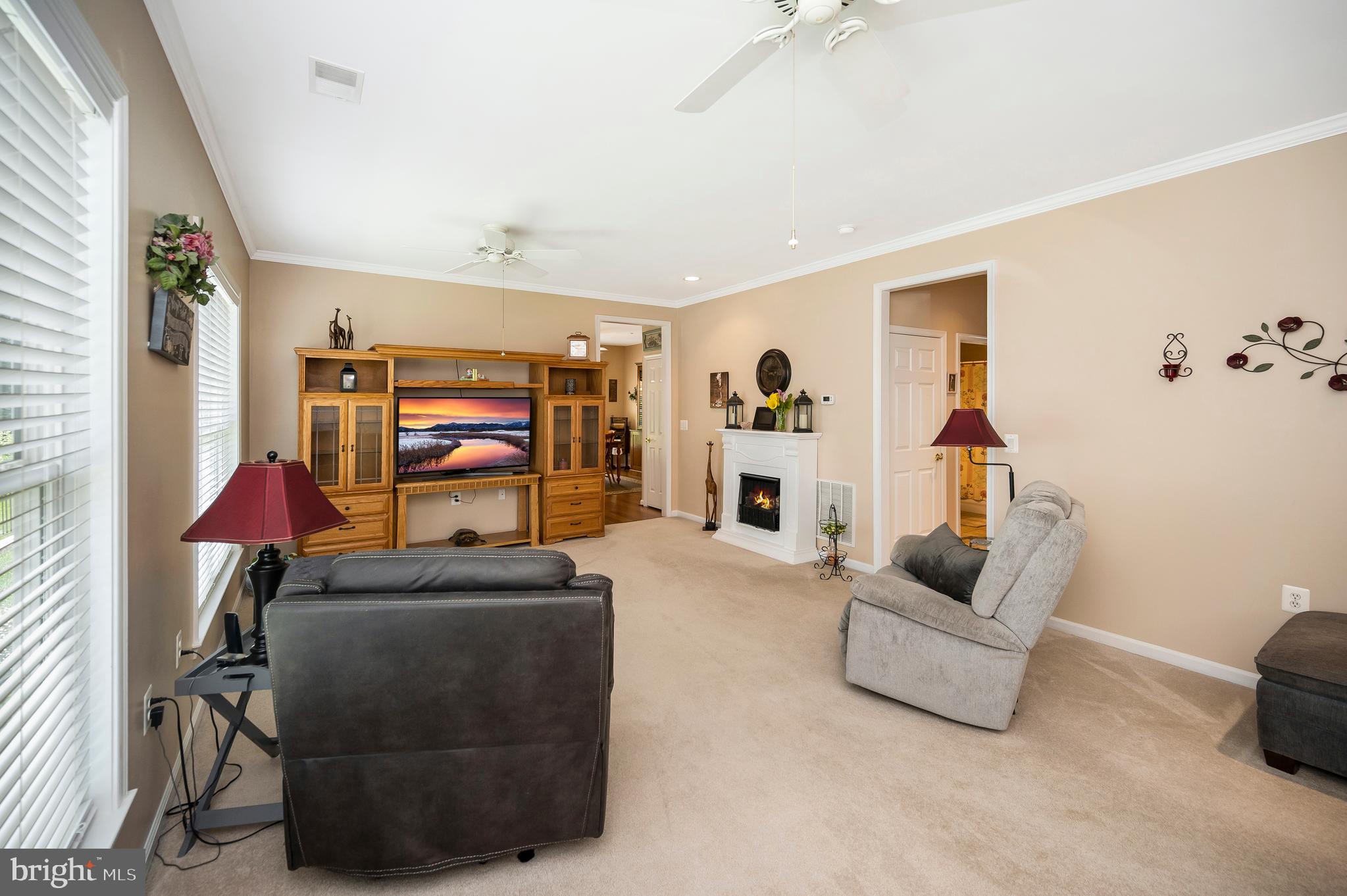 24 Smithfield Way