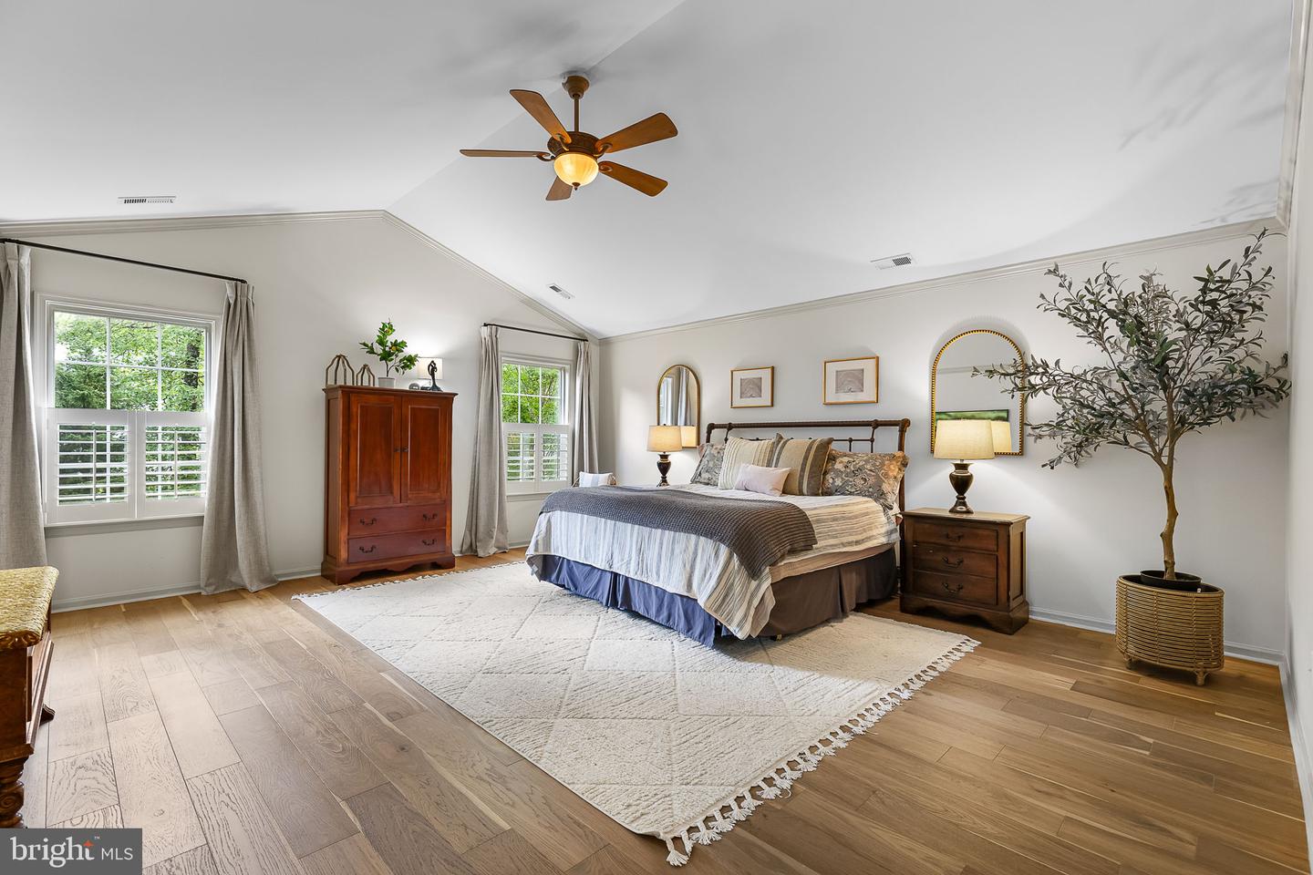 4 Saint Vincent Ct