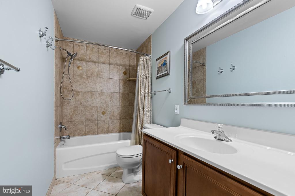 4 Saint Vincent Ct