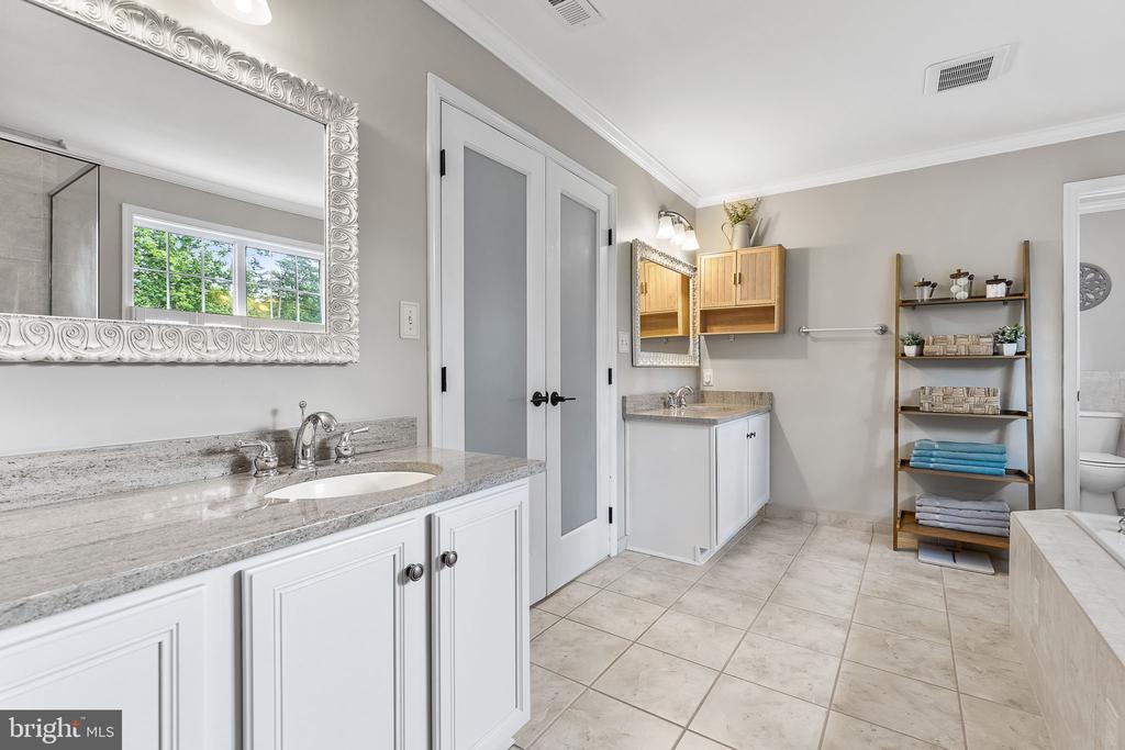 4 Saint Vincent Ct