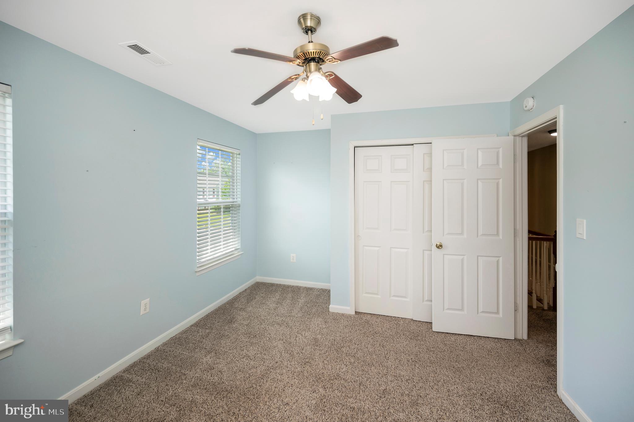 24 Cross Cut Ln