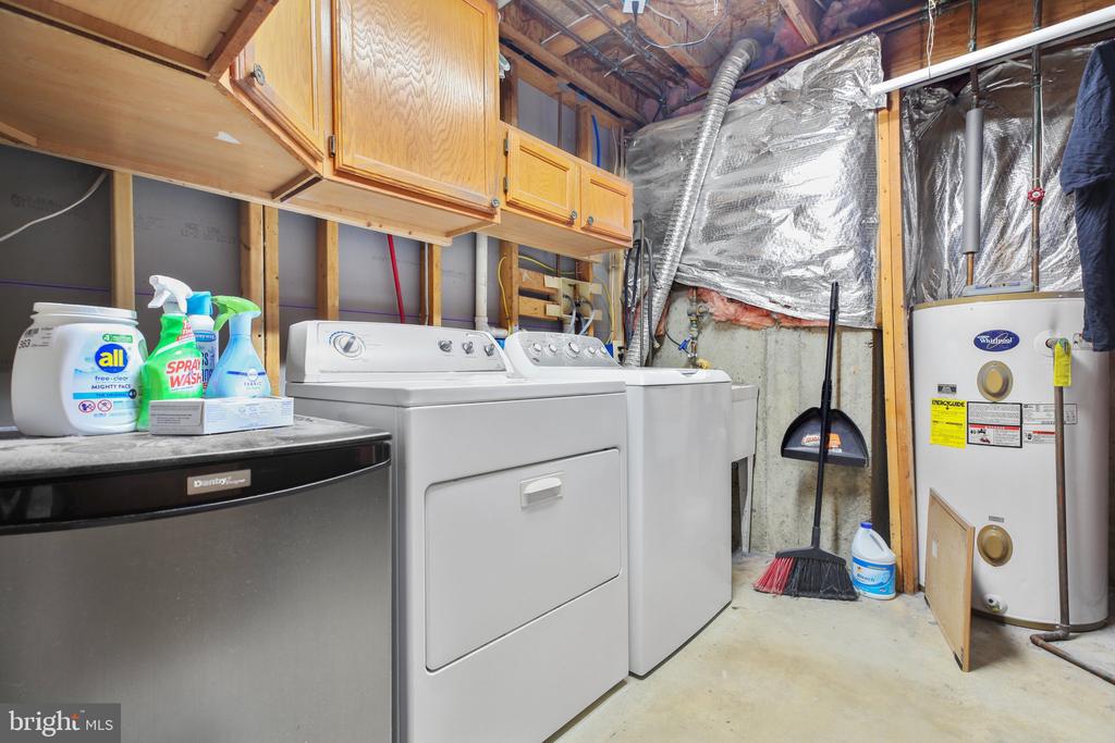 32 Cherry Laurel Dr
