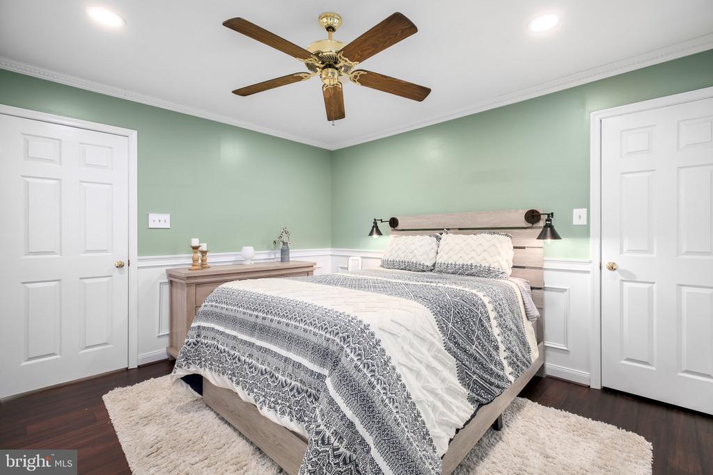 32 Cherry Laurel Dr