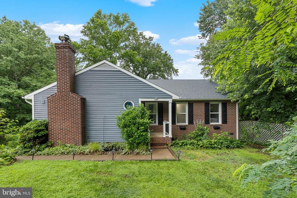 187 Tanglewood Ln
