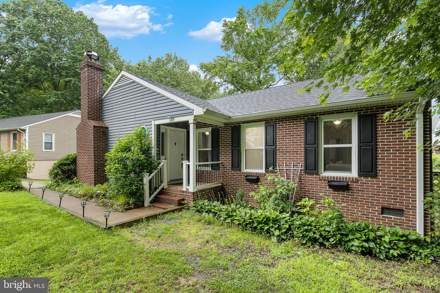 187 Tanglewood Ln