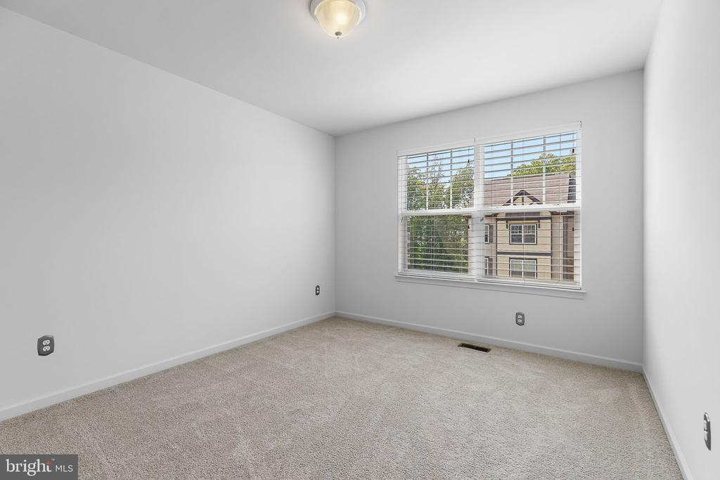 25 Shepherds Hook Way