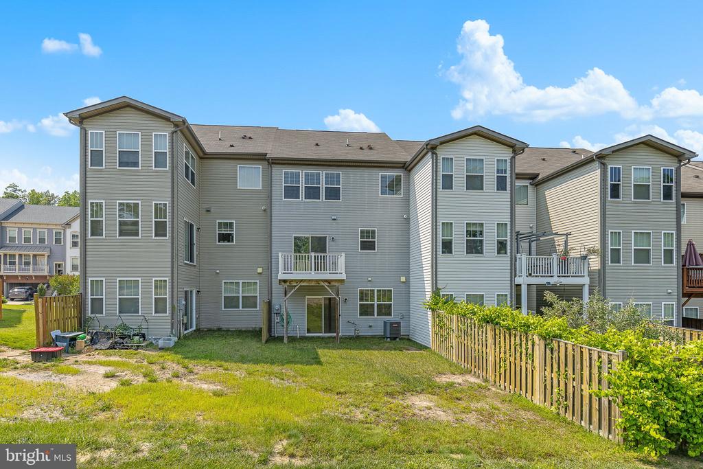 25 Shepherds Hook Way