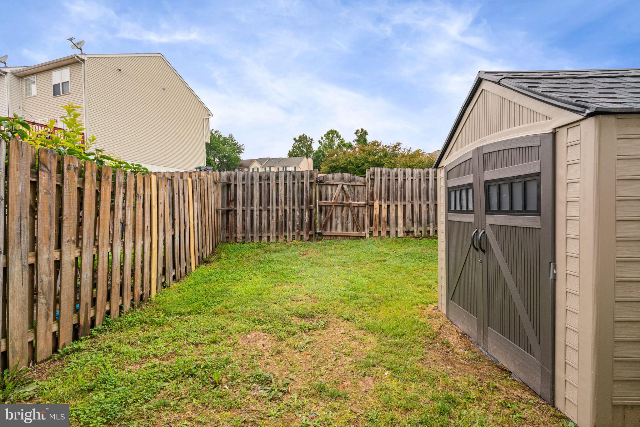302 Independence Dr