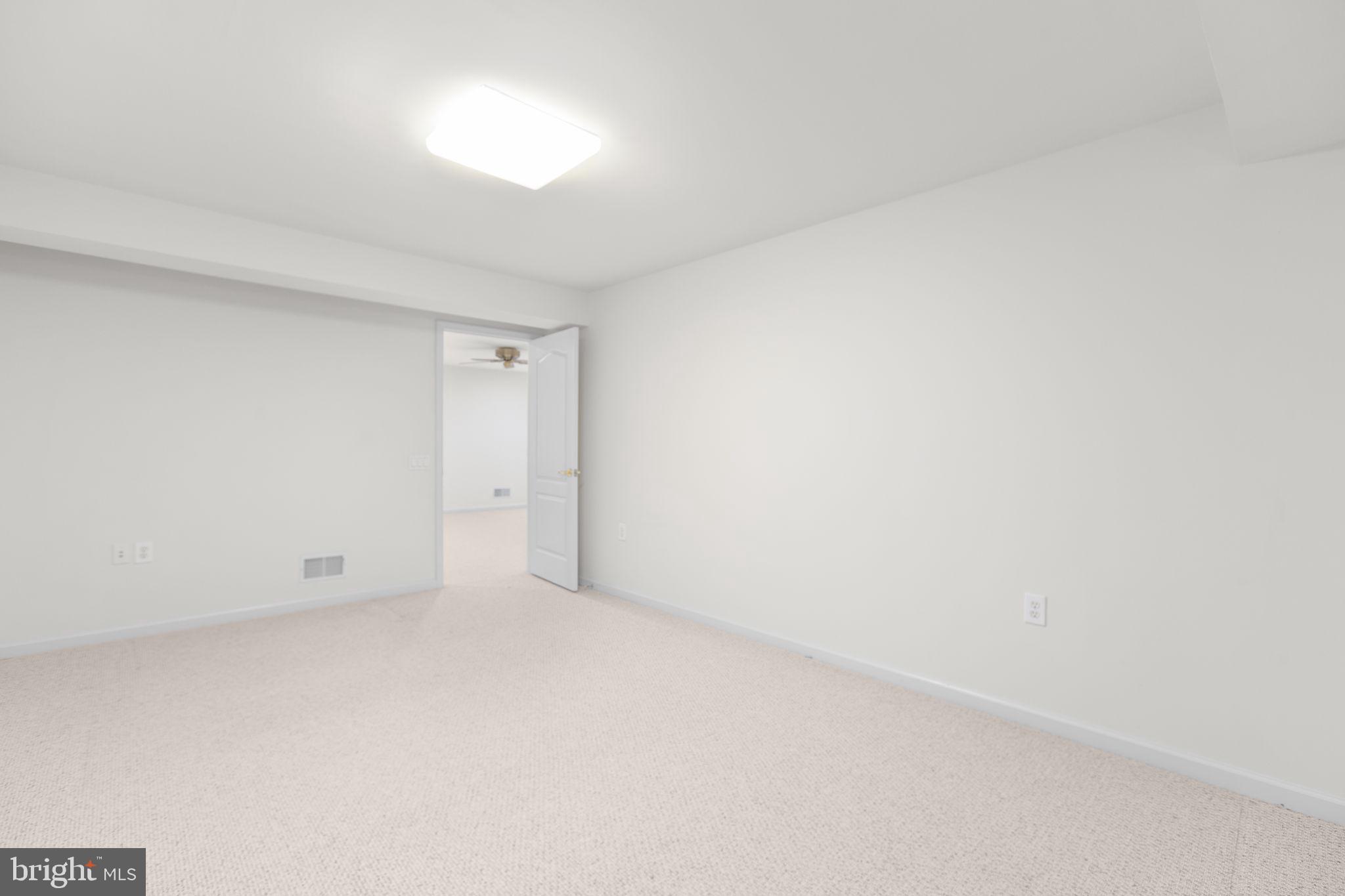 7 Covington Dr