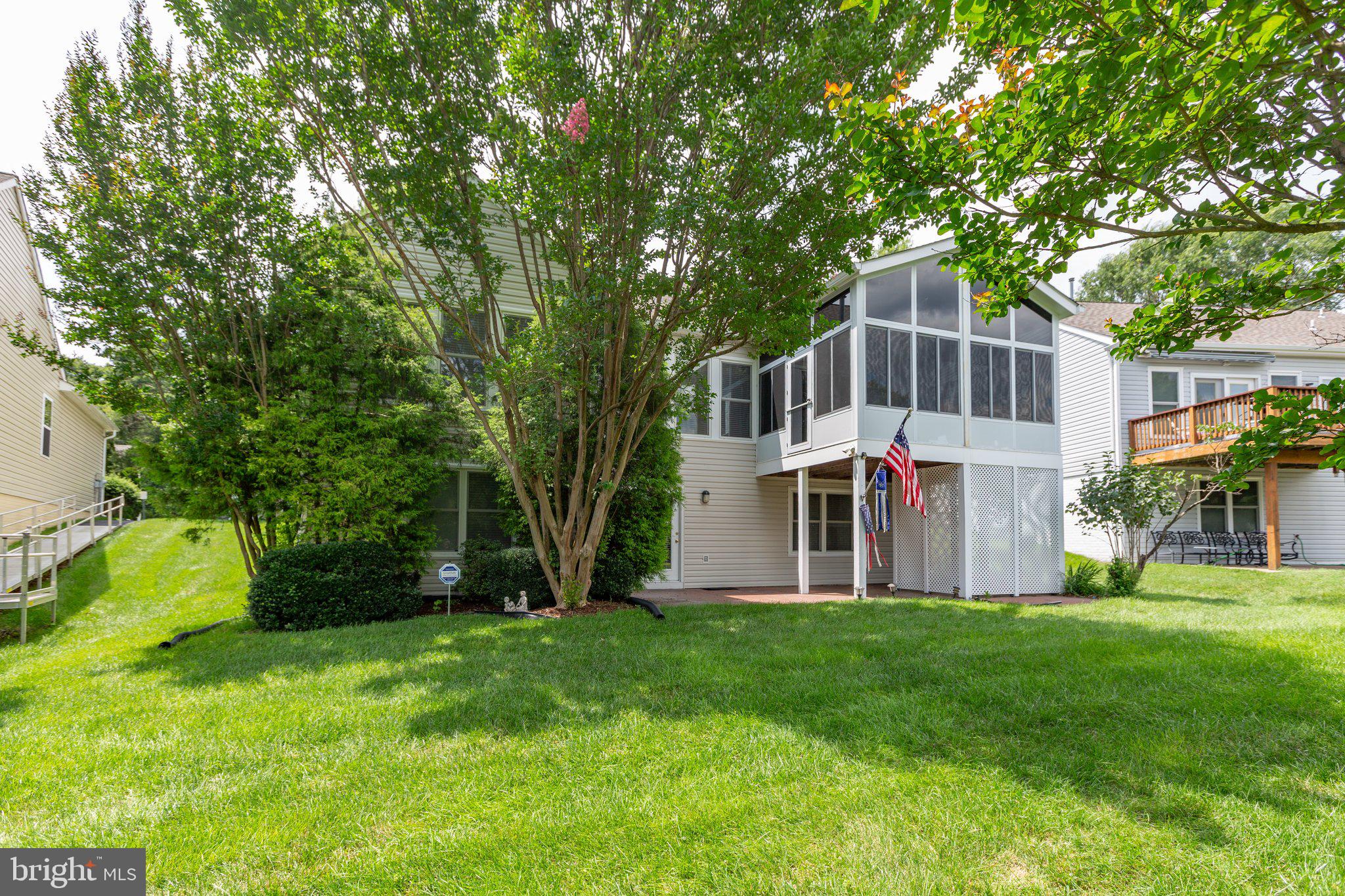 7 Covington Dr