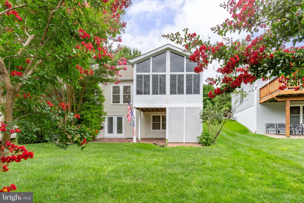 7 Covington Dr